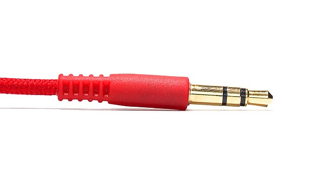 3.5mm jack Source: https://commons.wikimedia.org/wiki/File:Klinkenstecker_Stereo_3,5_mm_&ndash;<em>2014</em>&ndash;_1746.jpg